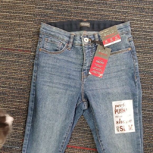 New Curvy Skinny Bold elements Jeans Size 4 - Picture 4 of 9